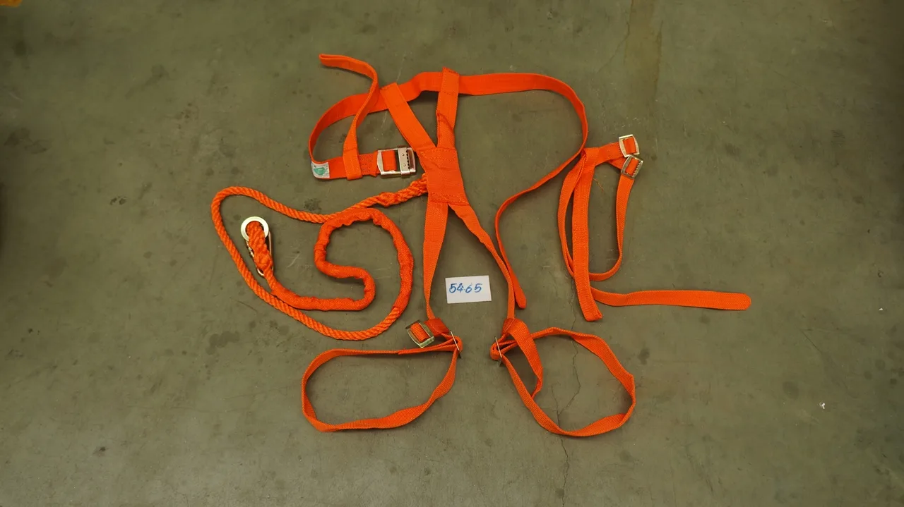 เข็มขัดนิรภัยครบชุด (Full body safety harness) เชือกยาว 1.6เมตร โต 12มม