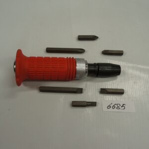 ไขควงตอก