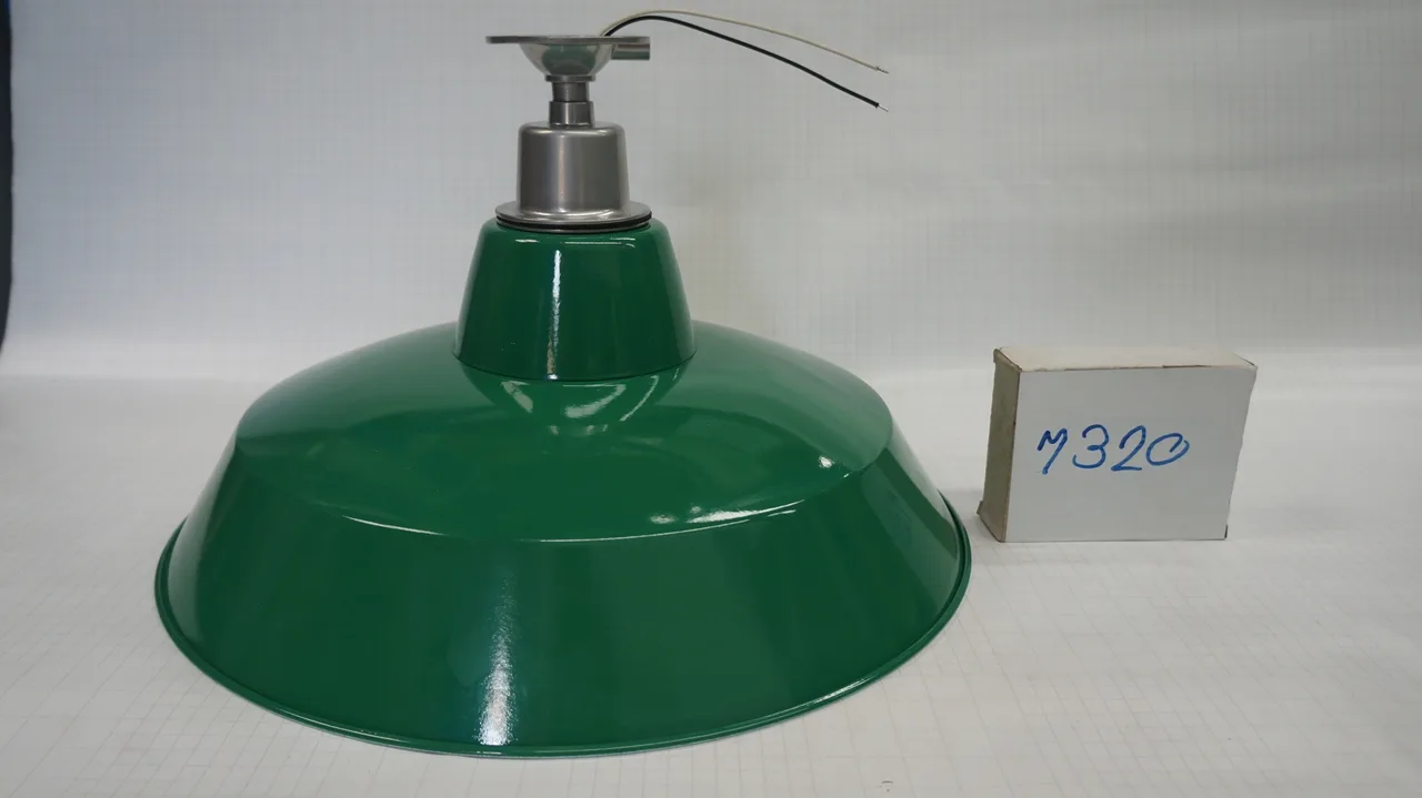 โคมไฟคาร์โก้ E-40 110/220V 500W แบบฝาชี (ไม่กันน้ำ) (ไม่รวมหลอด)