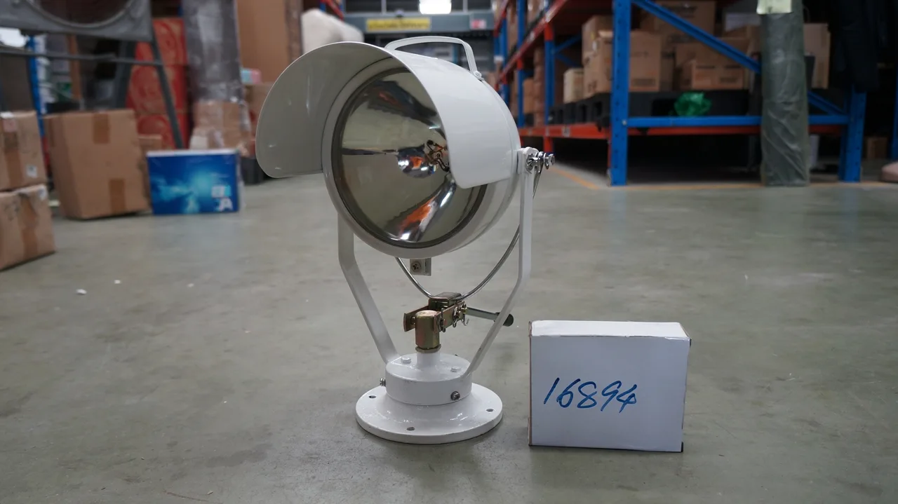 โคมไฟกันน้ำ ส่องเรือบด # TG-16B, 24V, 100W