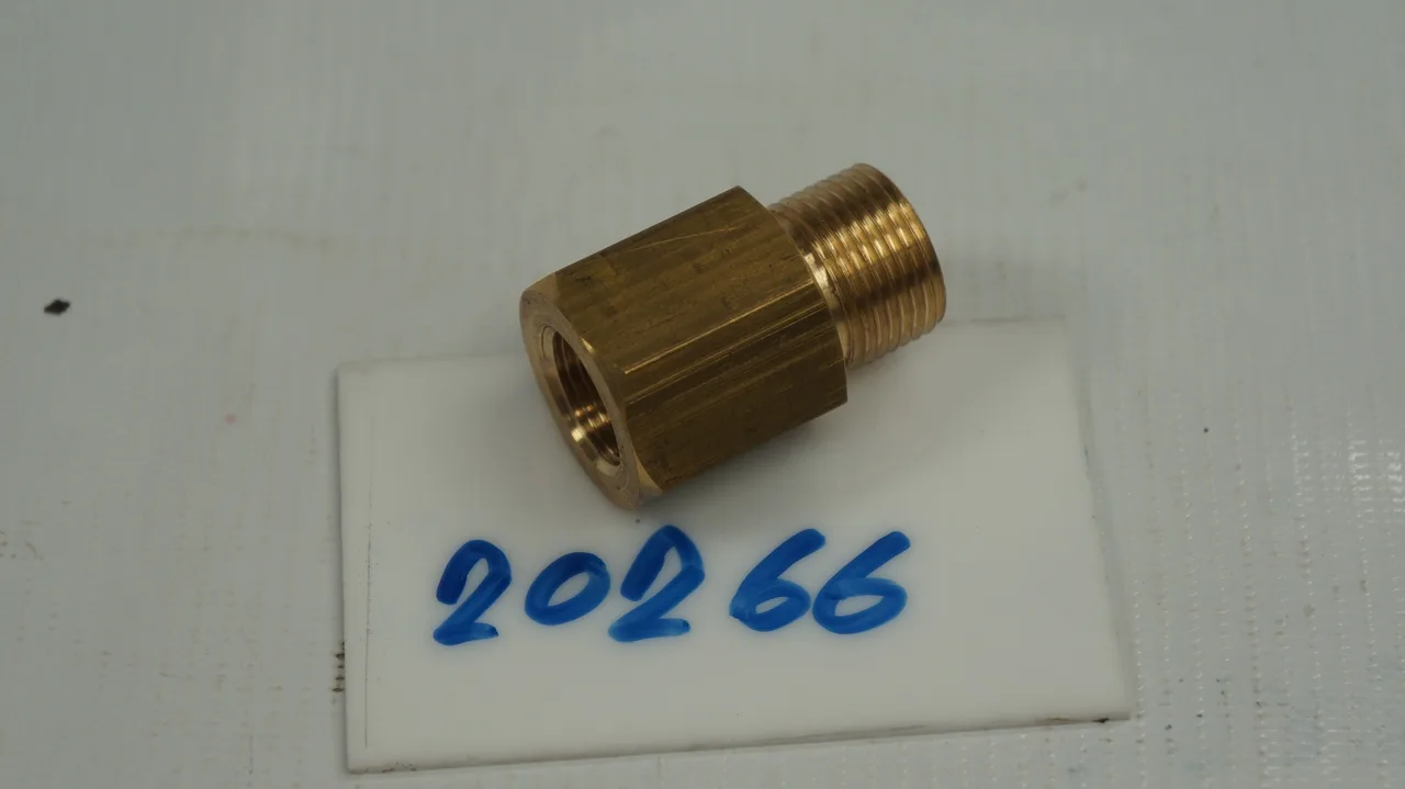ข้อเพิ่ม เพรชเชอร์เกจ ทองเหลือง ก.นอก M20 - 1.5 x ก.ใน 3/8