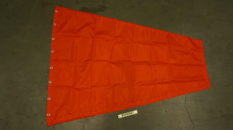 กรวยลมสีส้มขนาด 12" x 25" x 5" (30 x 63.5 x 12.7ซม.)
