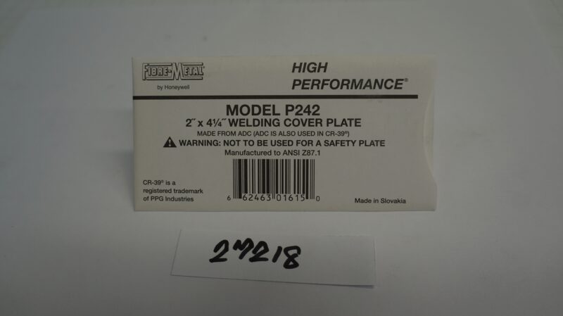 กระจกเชื่อมใส ชนิดพลาสติกพิเศษ CR.39 ยี่ห้อ Fibre-Metal USA รุ่น P-242