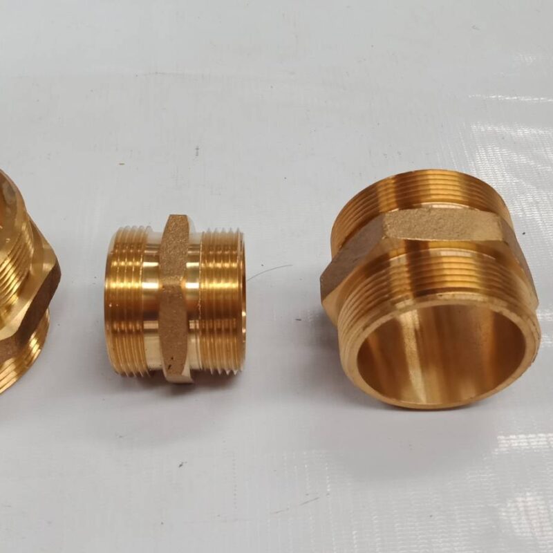 ข้อต่อ แปลงเกลียว ดับเพลิง ทองเหลือง Male BSP * Male NPT ขนาด 40A