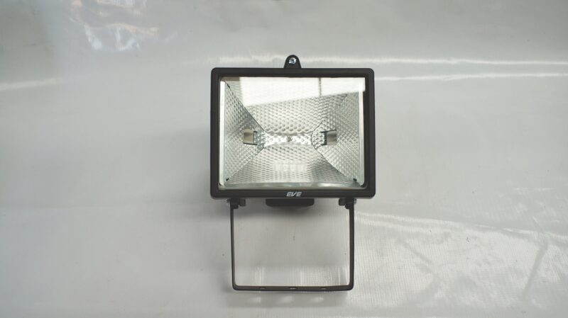 โคมหลอดไฟ ฮาโรเจน J 500W แบบโลหะ CQ500D IP44 (ราคาไม่รวมหลอด)