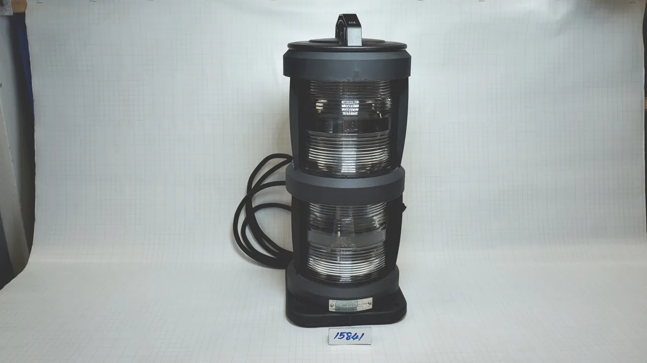 โคมไฟสัญญาณเดินเรือ 2ชั้น, รูน๊อต 155x155มม. ท้ายเรือ Stern light สีใส # CXH4-101P (IP56 For Ship 50mtr or above) รวมหลอดไฟนาวิเกชั่น P28S 220V 65W