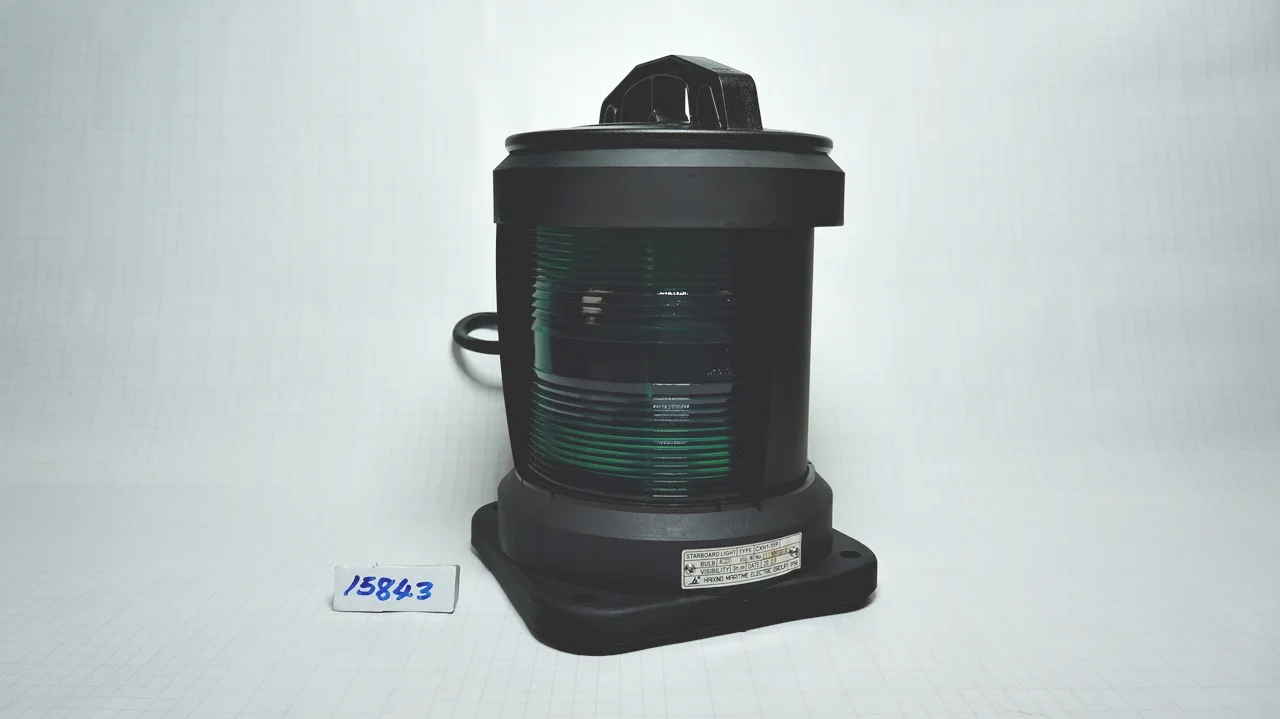 โคมไฟสัญญาณเดินเรือ ชั้นเดียว, รูน๊อต 155x155มม. กราบขวา Starboard light สีเขียว # CXH1-11P (IP56 For Ship 50mtr or above)With 12951 หลอดไฟนาวิเกชั่น P28S 220V 65W