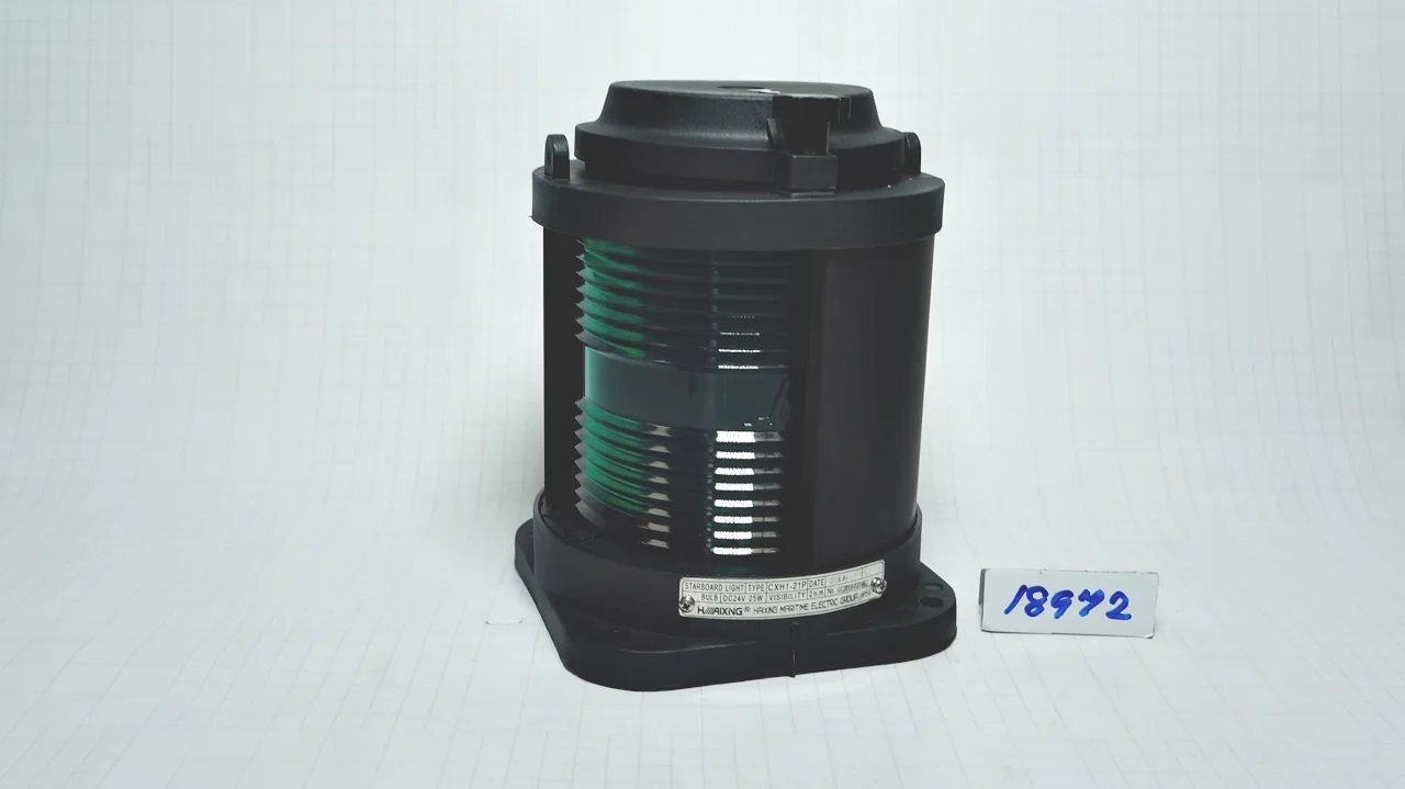 โคมไฟสัญญาณเดินเรือ ชั้นเดียว, รูน๊อต 120x120มม. กราบขวา Starboard light สีเขียว # CXH1-21P (IP56 For Ship 12-50mtr) With 21425 หลอดไฟนาวิเกชั่น BAY15d (เขี้ยวเยื้อง) 24V 25W