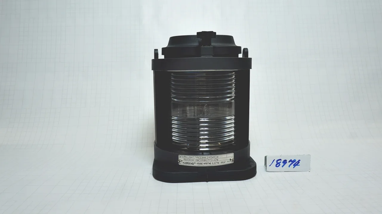 โคมไฟสัญญาณเดินเรือ ชั้นเดียว, รูน๊อต 120x120มม. ท้ายเรือ Stern light สีใส # CXH4-21P (IP56 For Ship 12-50mtr)With 21425 หลอดไฟนาวิเกชั่น BAY15d (เขี้ยวเยื้อง) 24V 25W