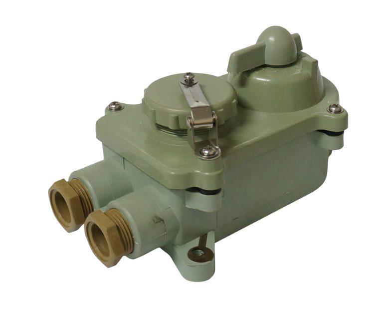 ปลั๊ก USCG 3Pin R&S Receptacle Switch Ship Store Online.