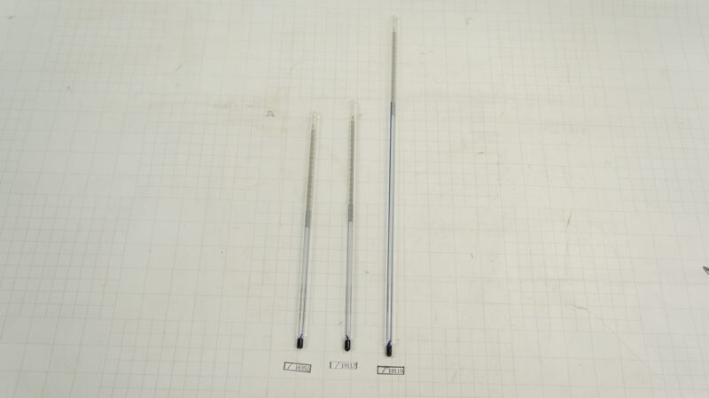 เทอร์โมมิเตอร์ เฉพาะไส้ ตรง 200c ยาว 145มม. ขนาดแผง 12x89มม [ Q ]