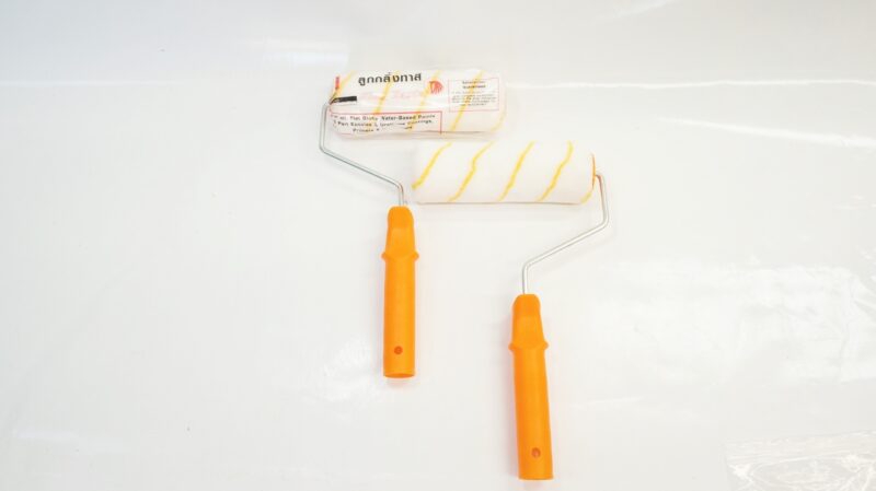 ลูกกลิ้งทาสีพร้อมด้ามขนาด 7" IMPA 510307 Paint Roller Brush 180mm width; complete w/handle