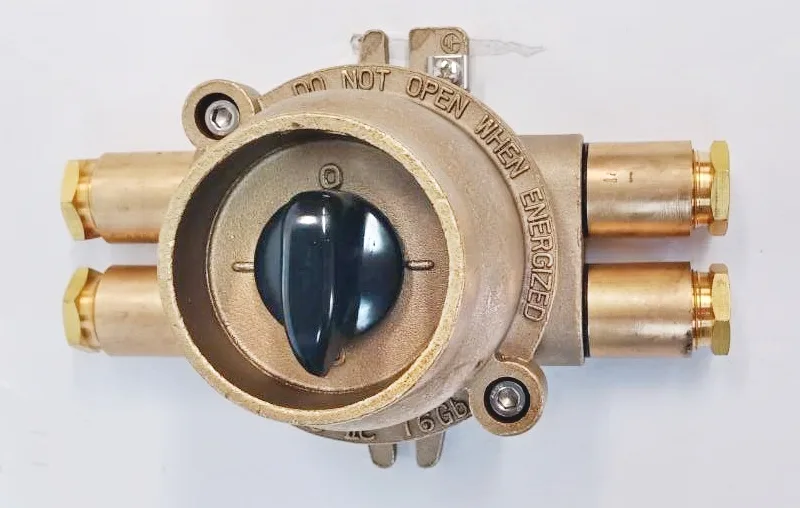 สวิสต์ไฟกันระเบิด Brass, Exde II C T6 380V 16A / 4 Gland