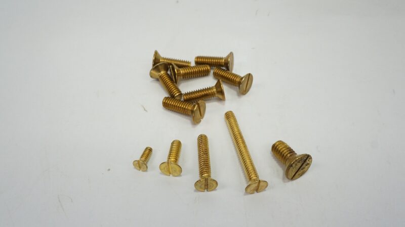 สกรู ทองเหลือง หัวเตเปอร์ (-) ขนาด 1/2" x 2.1/2"